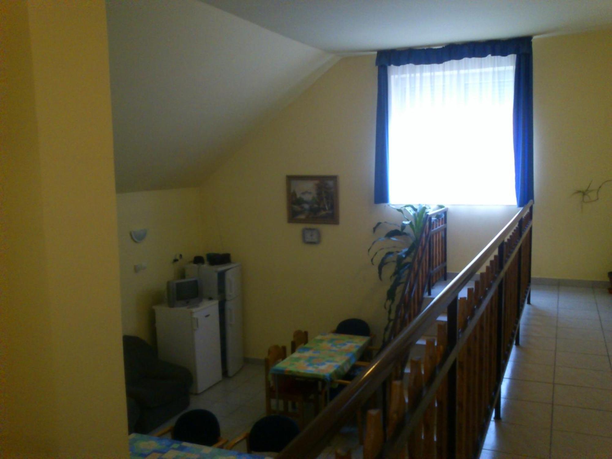 Hotel István Vendégház à Egerszalók Extérieur photo