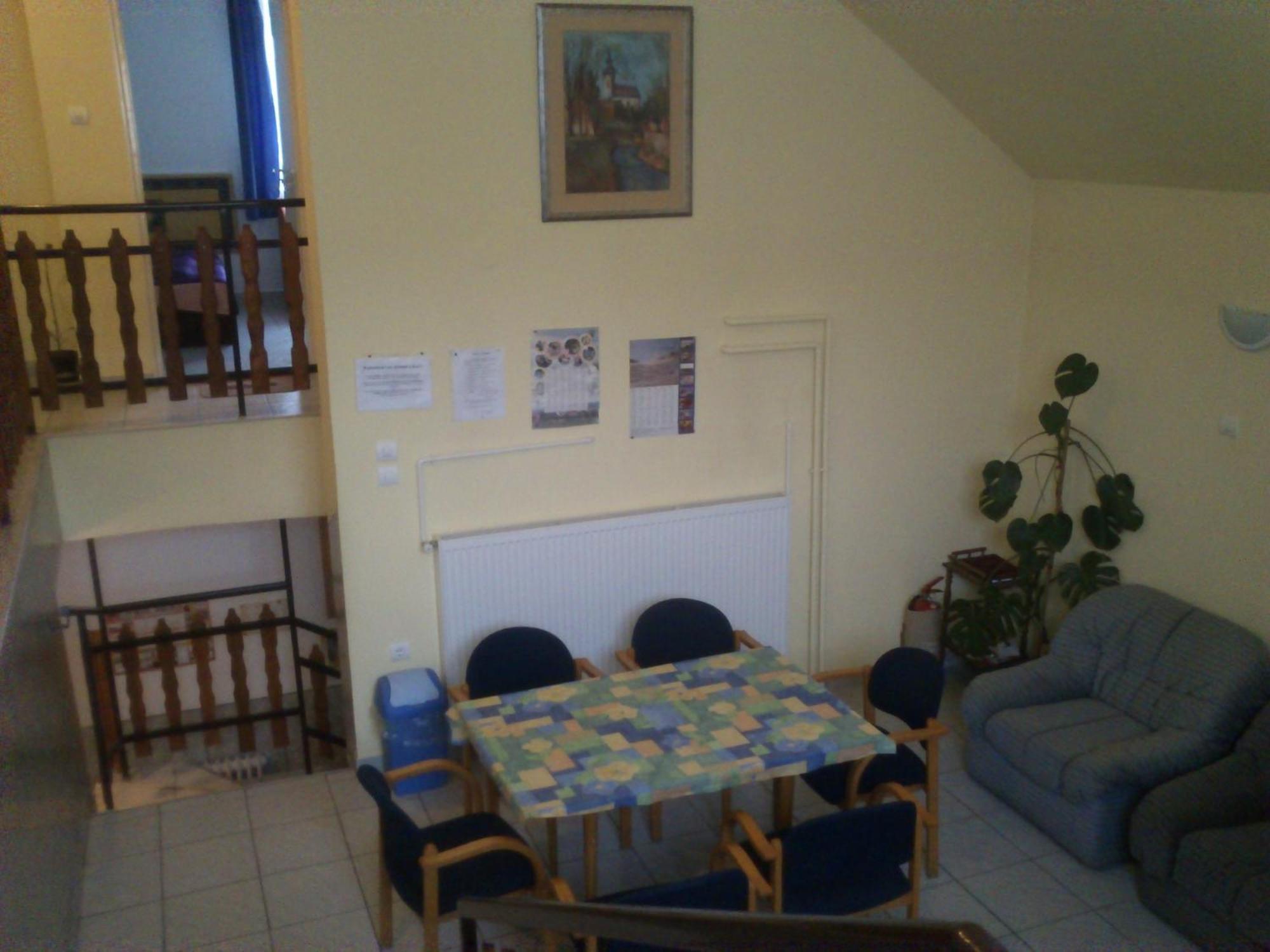 Hotel István Vendégház à Egerszalók Extérieur photo